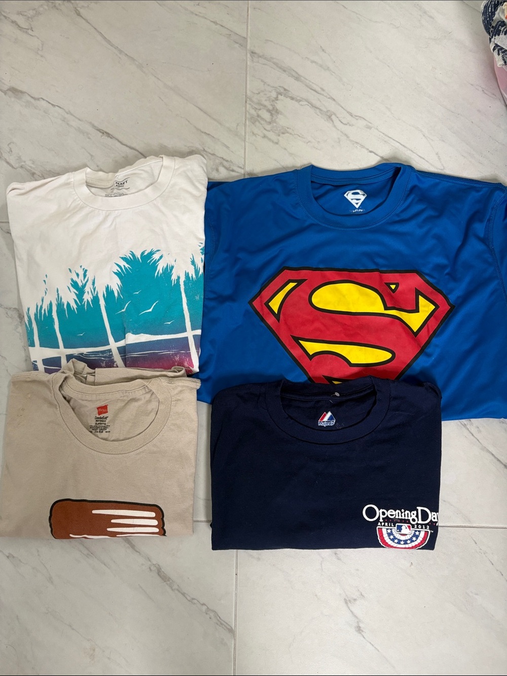 DC Comics Blue Superman Logo Short Sleeve Tee+ 3 other tee shirts